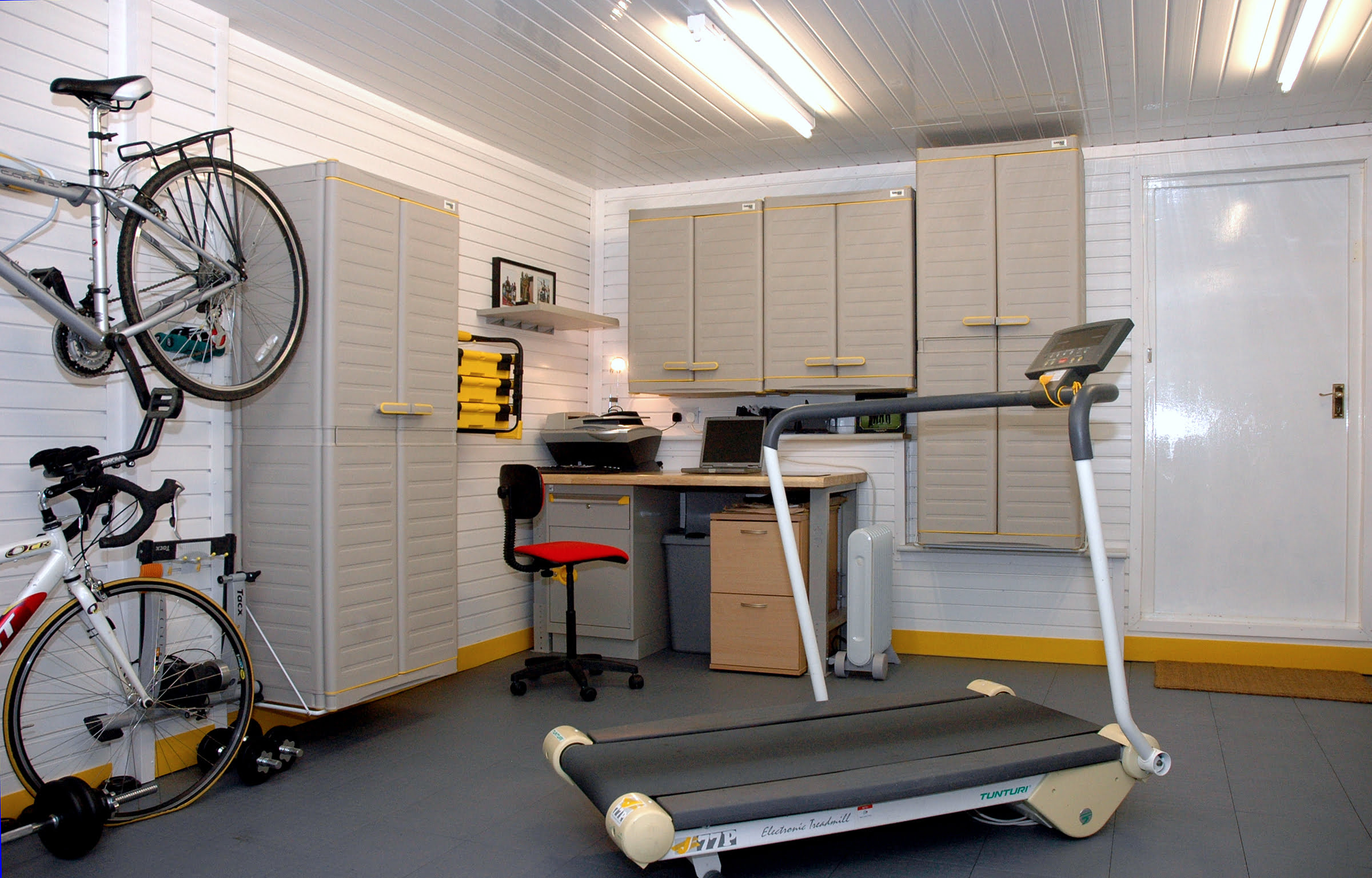 Home Office in your Garage